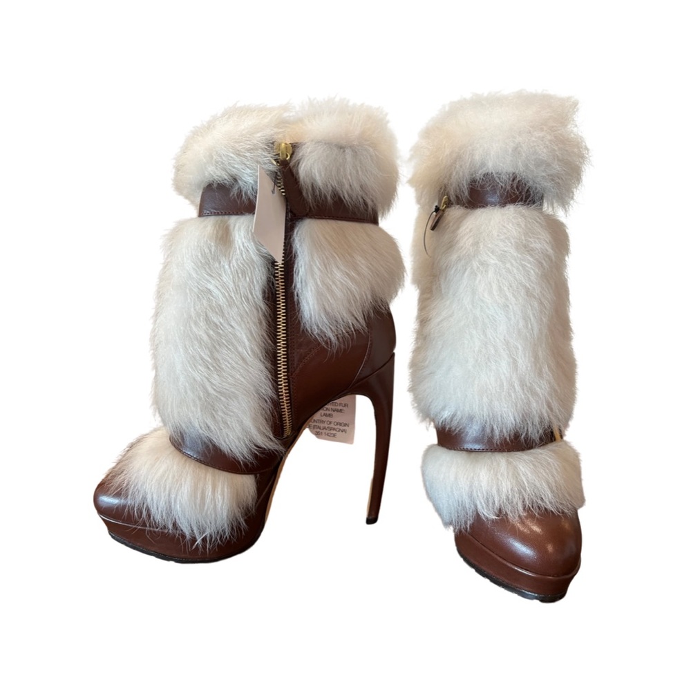 NEVER WORN ALEXANDER MCQUEEN  FUR ANKLE BOOT HEELS